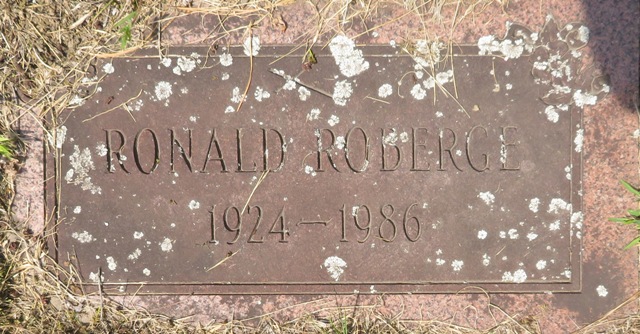plaques\lot702_2.jpg